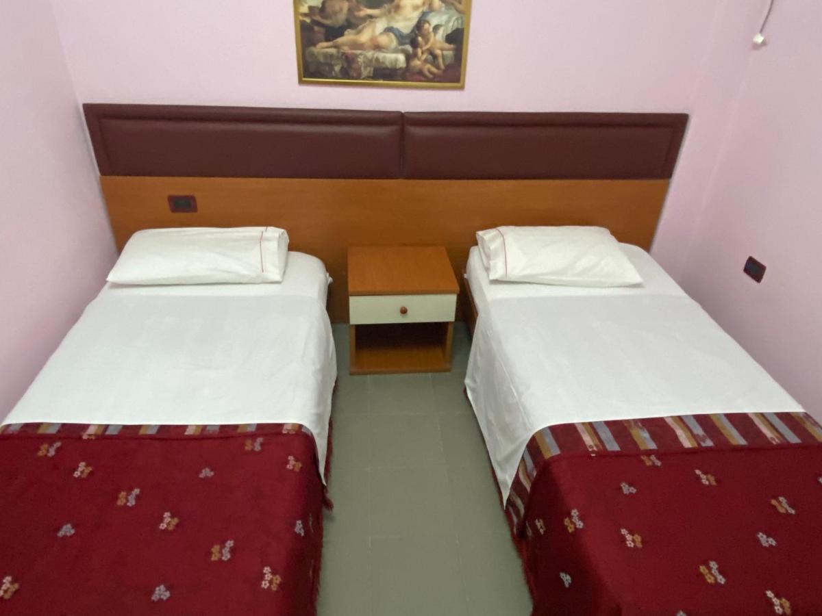 Hotel Edland Wlora Zewnętrze zdjęcie