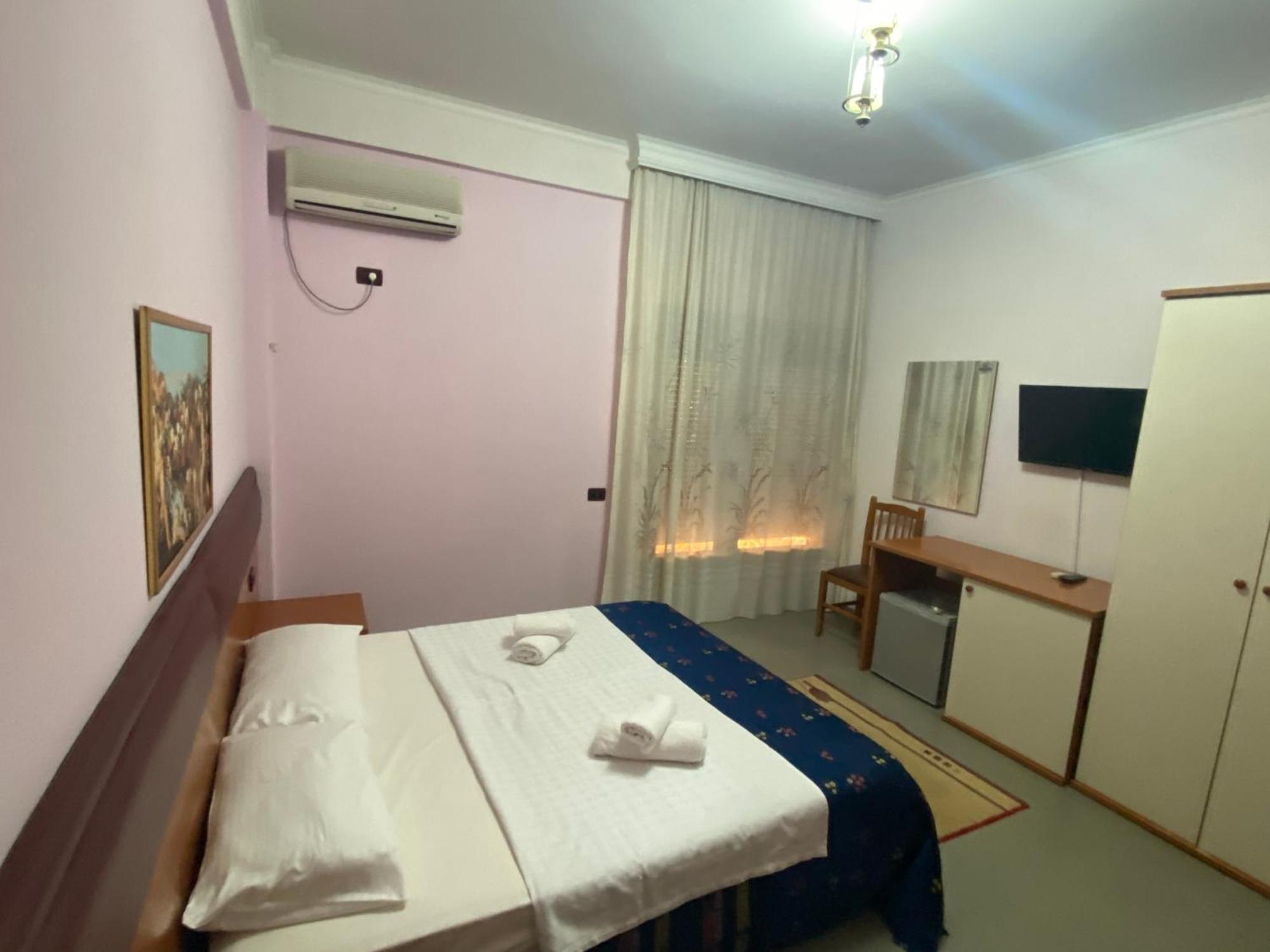 Hotel Edland Wlora Zewnętrze zdjęcie