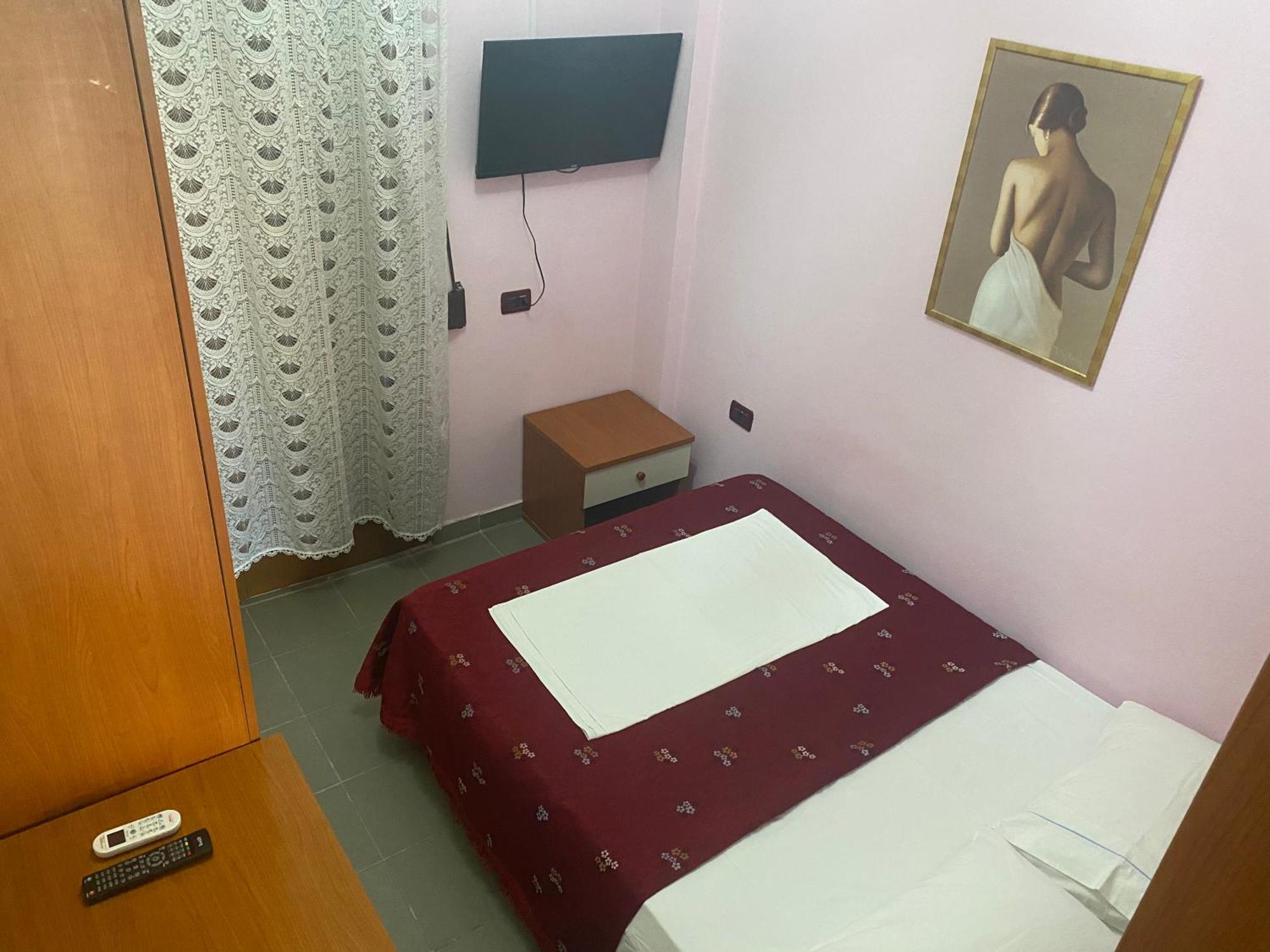 Hotel Edland Wlora Zewnętrze zdjęcie