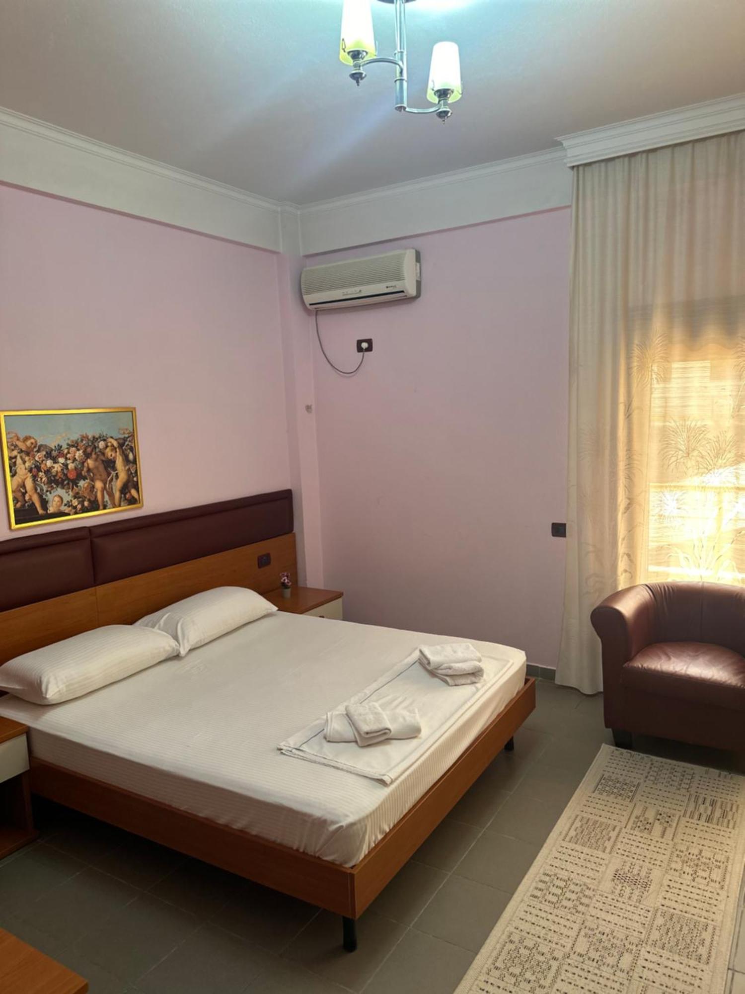 Hotel Edland Wlora Zewnętrze zdjęcie