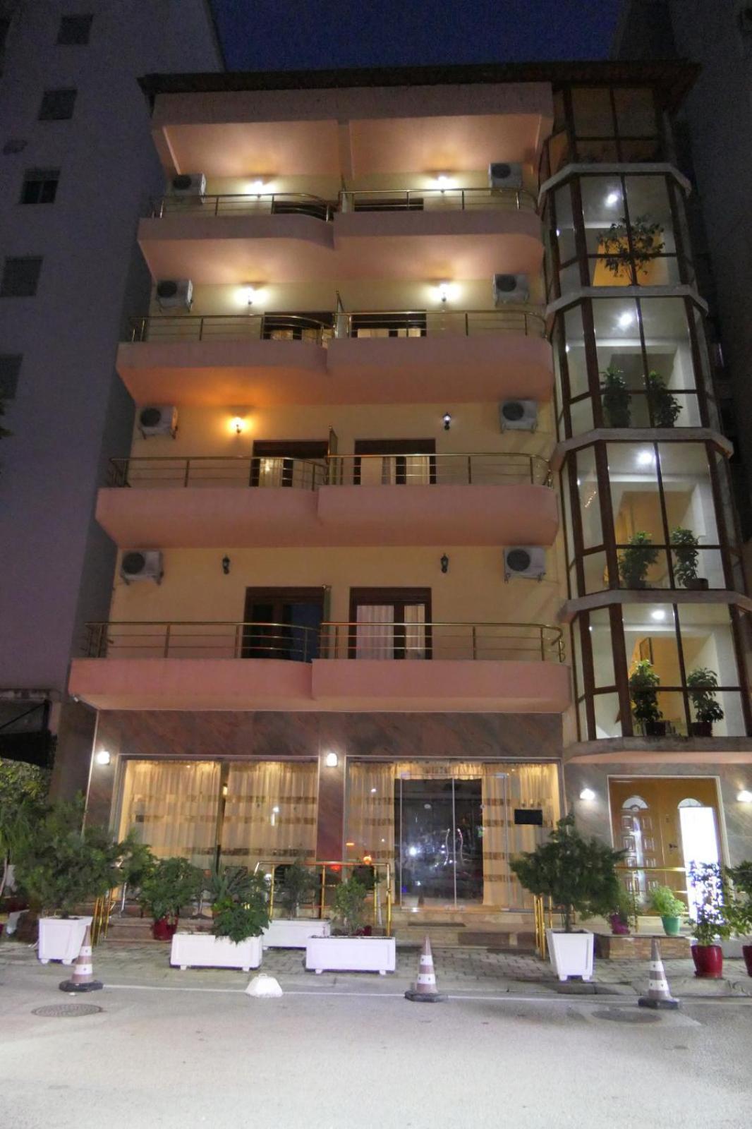 Hotel Edland Wlora Zewnętrze zdjęcie